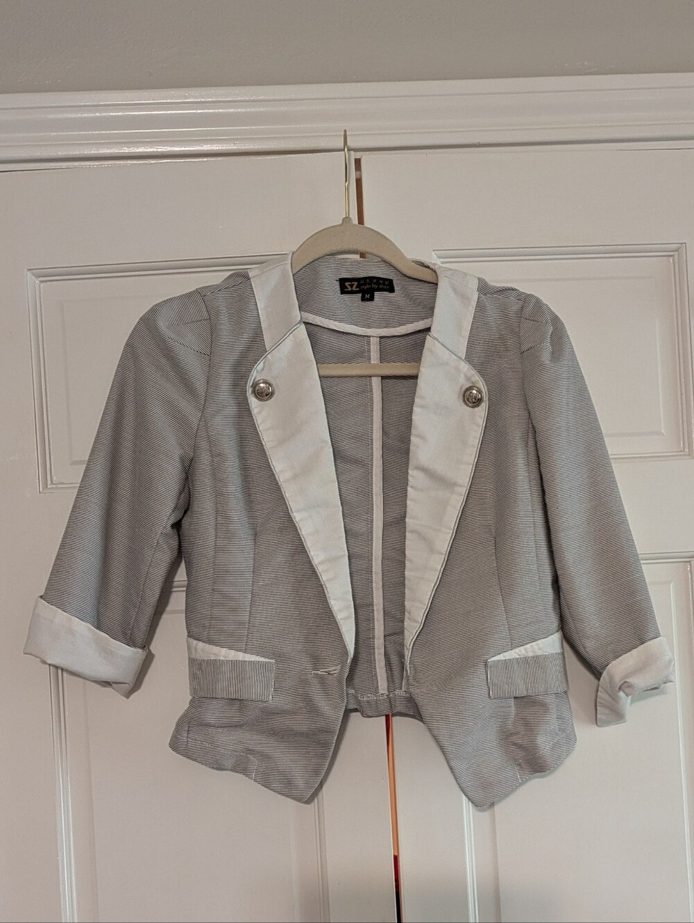 SZ Blazer  Women's XS Grey  Cropped 3/4 Sleeve Cropped Blazer Gray & White Fine